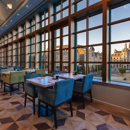 Park Inn By Radisson Antwerp City Centre-3